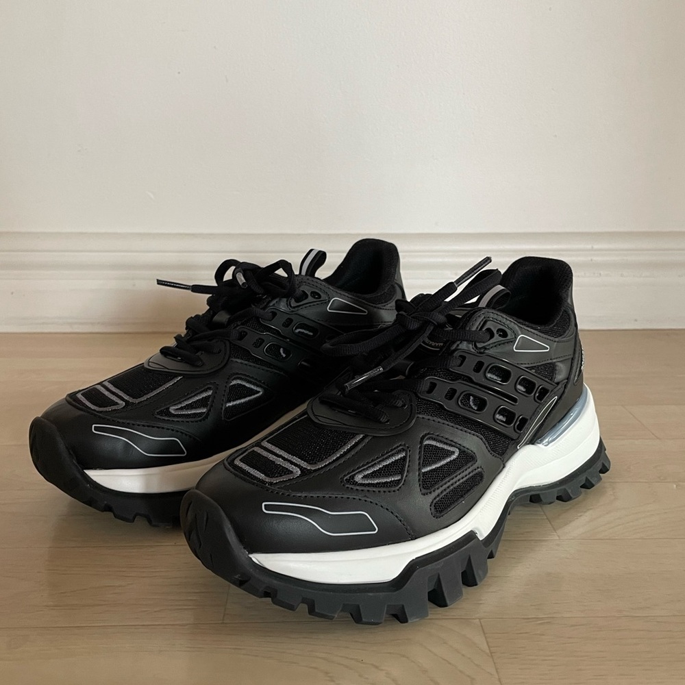 Axel Arigato Marathon R-Tic Runner